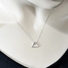 K10WG・ダイヤモンド0.01ct 世界遺産 富士山ネックレス