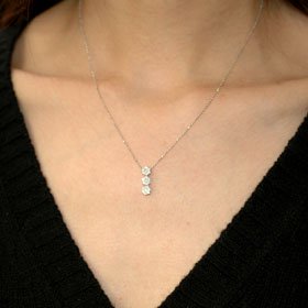 K18WG・ダイヤモンド0.3ct トリプルMFペンダント(ネックレス)