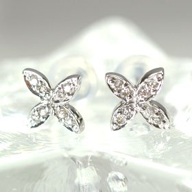 K18WG・ダイヤモンド0.1ct フラワーピアス – キュートジュエリー