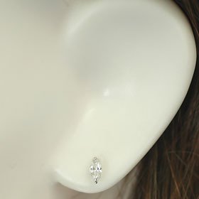 プラチナ・マシンカットCZ マーキスピアス