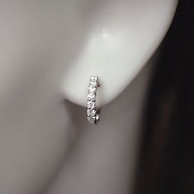 K18WG・ダイヤモンド0.56ct ピアリング