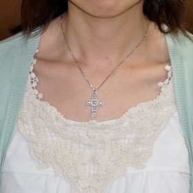 クロスフォーニューヨーク(ダンシングストーン) トゥインクルクロス1ペンダント(ネックレス) NYP-521