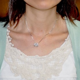 クロスフォーニューヨーク(ダンシングストーン) トゥインクルレインボーペンダント(ネックレス) NYP-528