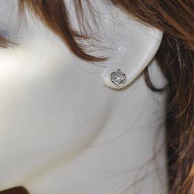 クロスフォーニューヨーク(ダンシングストーン) トゥインクルハートピアス NYE-103