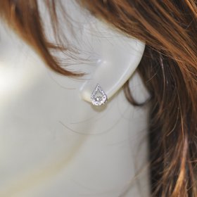 クロスフォーニューヨーク(ダンシングストーン) トゥインクルティアーピアス NYE-106