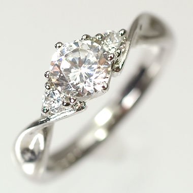 婚約指輪】プラチナ・ダイヤモンド0.5ct（F・VS・3EX・H&C・鑑定書付