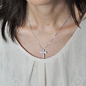 クロスフォーニューヨーク(ダンシングストーン) クロスペンダント(ネックレス) NYP-618