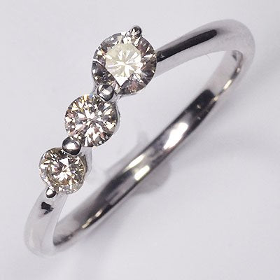 プラチナ・ダイヤモンド0.5ct(SIクラス・鑑別書カード付 プラチナ・ダイヤモンド0.5ct(SIクラス・鑑別書カード付
