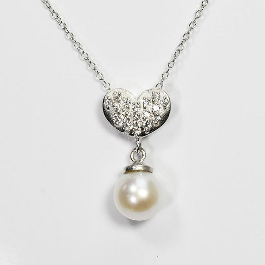 【花珠真珠】6mm珠 ネックレス ダイヤモンド0.1ct アコヤ本真珠 パヴェハート 天然ダイヤモンド