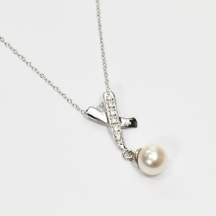 【花珠真珠】6mm珠 ネックレス ダイヤモンド0.04ct アコヤ本真珠 キスマーク 天然ダイヤモンド