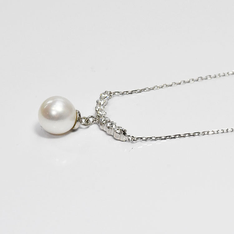 【花珠真珠】7mm珠 ネックレス ダイヤモンド0.2ct アコヤ本真珠 スマイルネックレス 天然ダイヤモンド