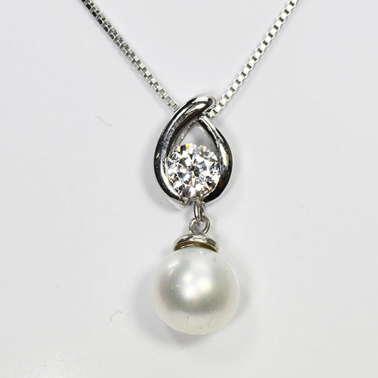 【花珠真珠】7mm珠 ネックレス ダイヤモンド0.3ct アコヤ本真珠 シンプルデザイン 天然ダイヤモンド