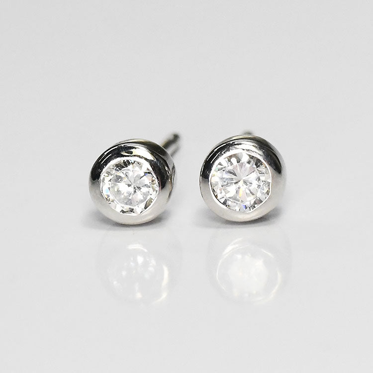 【侍ダイヤモンド】天然ダイヤモンド0.3ct 一粒ピアス H&C G～Iカラー VS～SIクラス プラチナカラー ダイヤモンドピアス 「ベゼル3」