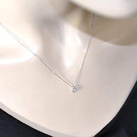 K10WG・ダイヤ0.03ct　プチドロップネックレス