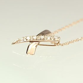 天然ダイヤモンド0.04ct×ピンクゴールド　キスマークペンダント（ネックレス）