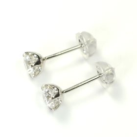 プラチナ・ダイヤモンド0.6ct（Hカラー・SI・GOOD・鑑定書付）　スタッドピアス