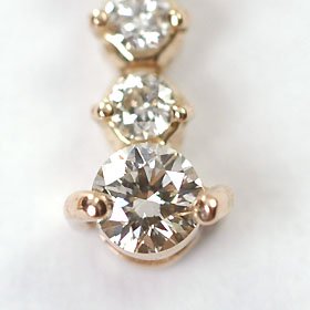 K18PG・ダイヤモンド0.3ct　セミロングピアス