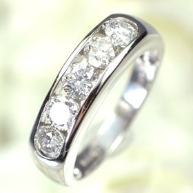 プラチナ ダイヤモンド1.0ct　一文字リング 1カラット