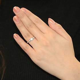 【婚約指輪】プラチナ・ダイヤモンド0.2ct（H・SI・GOOD・鑑定書付） エンゲージリング