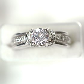 【婚約指輪】プラチナ・ダイヤモンド0.5ct（F・VS・3EX・H&C・鑑定書付）　エンゲージリング