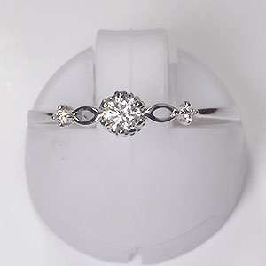 【婚約指輪】プラチナ・ダイヤモンド0.12ct（SIクラス・鑑別書カード付）　エンゲージデザインリング