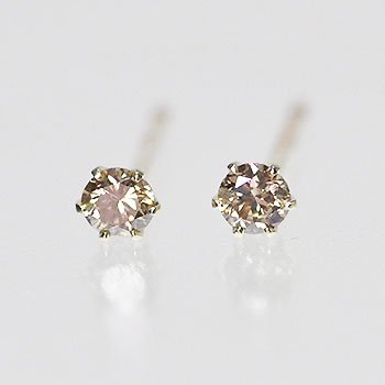 選べる！イエローゴールド×ダイヤモンド0.1ct　スタッドピアス