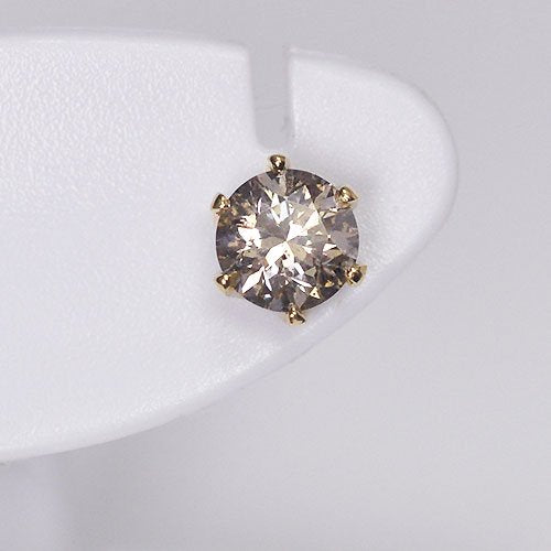 K18・ダイヤモンド0.618ct（SIクラス・鑑定書カード付） スタッドピアス