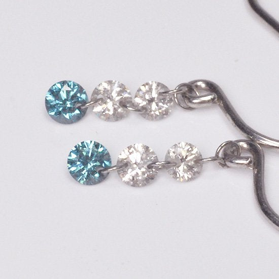 プラチナ・ブルーダイヤモンド＆ダイヤモンド0.2ct 3ストーンフック