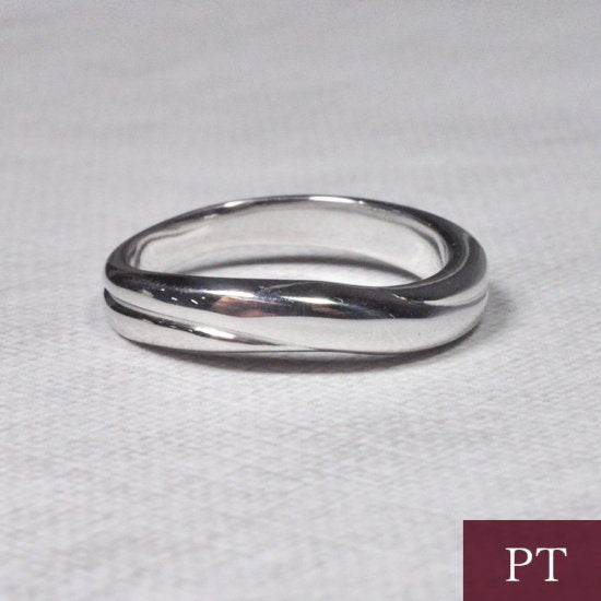プラチナ Pt900 クロスウェーブリング（指輪）