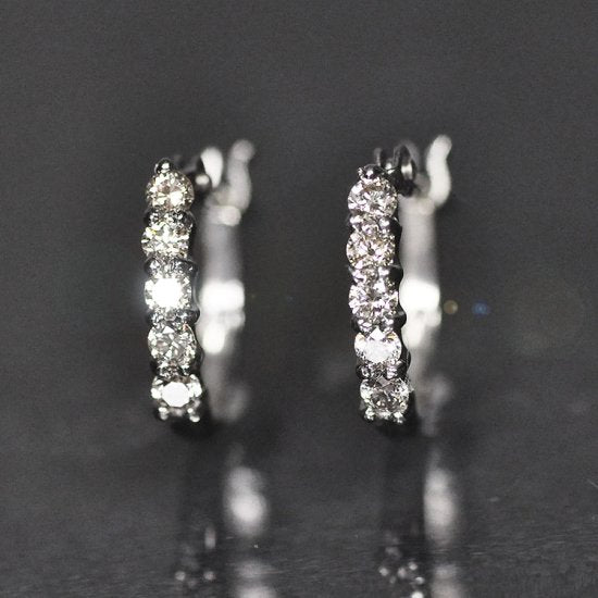 プラチナ・ダイヤモンド0.2ct SIクラス エタニティピアス フープピアス クロッシングピアス